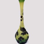 Langhals-Vase Brombeeren